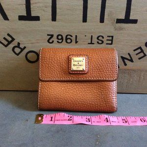 Dooney & Bourke wallet